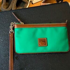 Dooney N Bourke Green Wristlet
